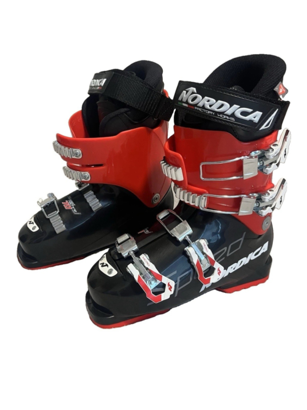 Nordica Speed Machine J70 Junior Ski Boot Size 23.5 U.S. Kids Size 5.5-6. NEW